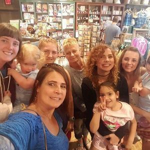 Meet your Posher, Saar